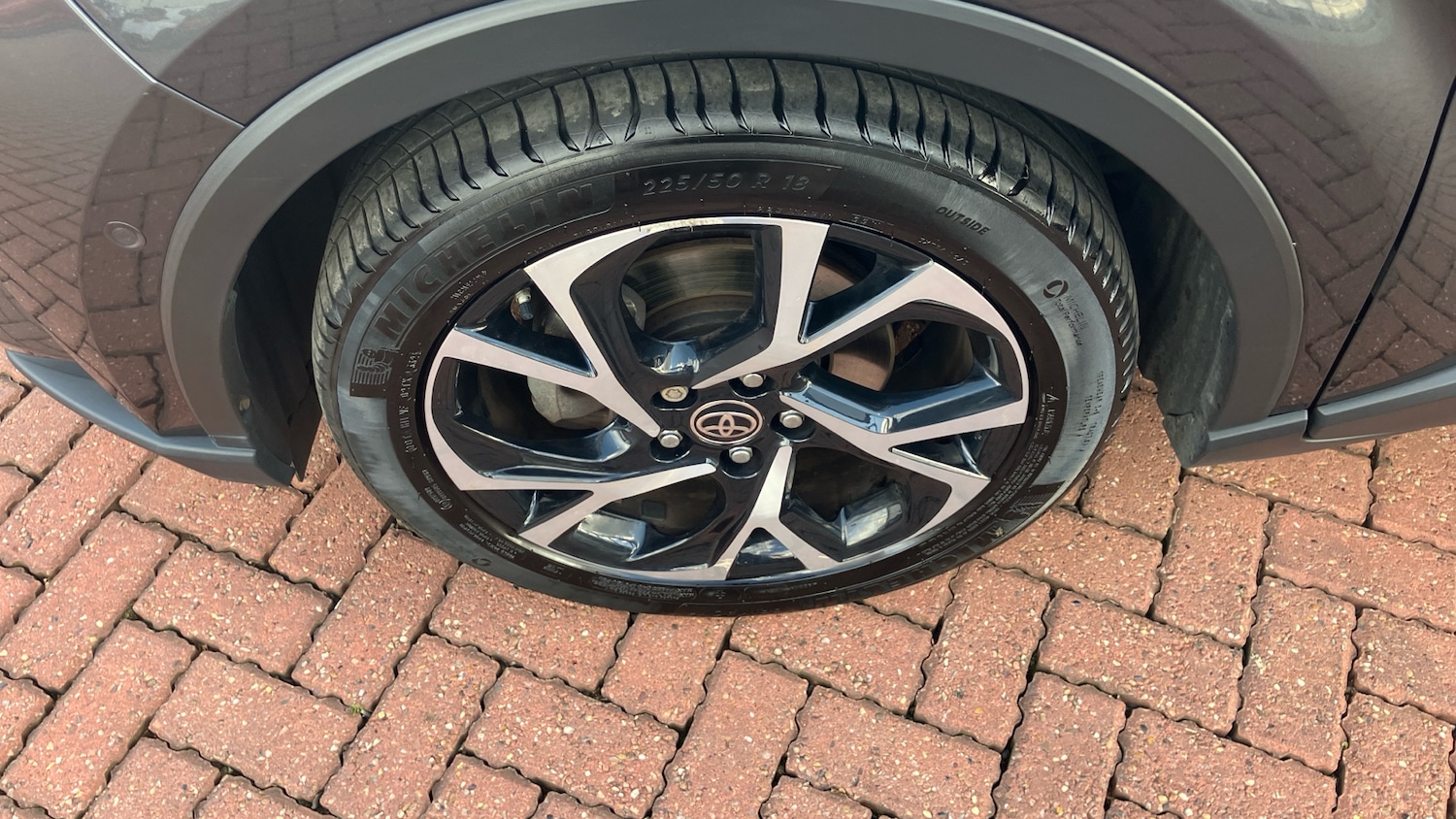 Used Toyota C-HR 2021 for sale - 76476365: Photo 28