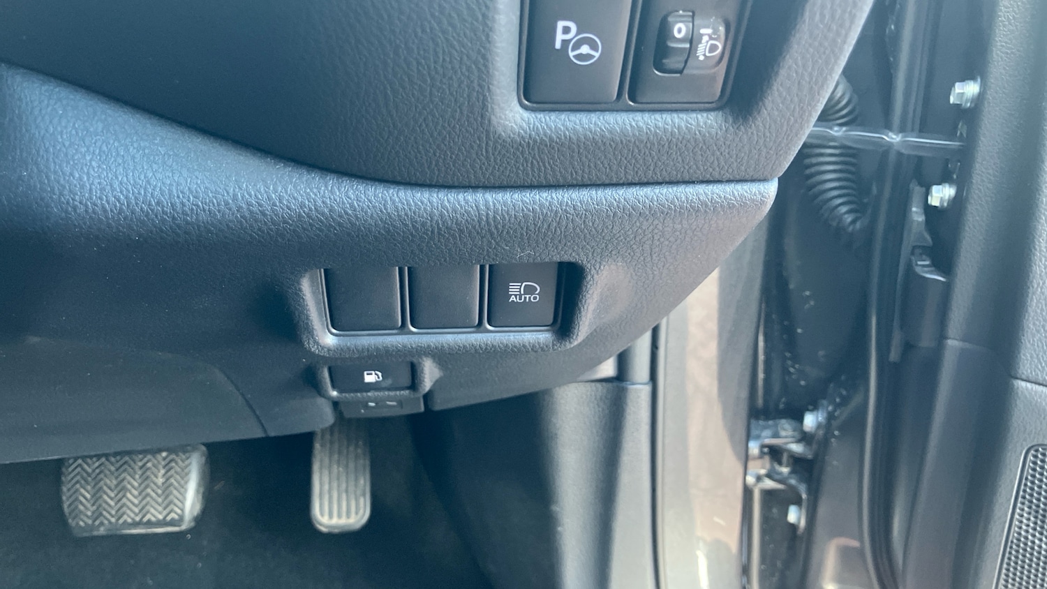 Used Toyota C-HR 2021 for sale - 76476365: Photo 39