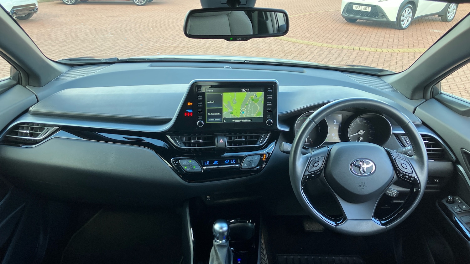 Used Toyota C-HR 2021 for sale - 76476365: Photo 5