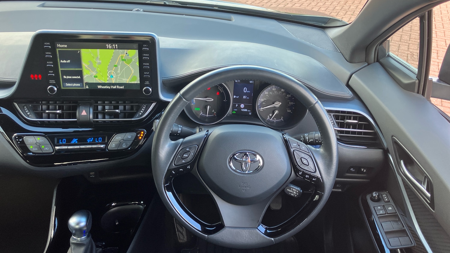 Used Toyota C-HR 2021 for sale - 76476365: Photo 6