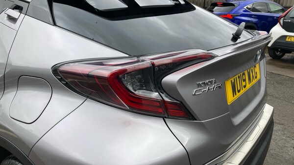 Used Toyota C-HR 2019 for sale - 76126228: Photo 23