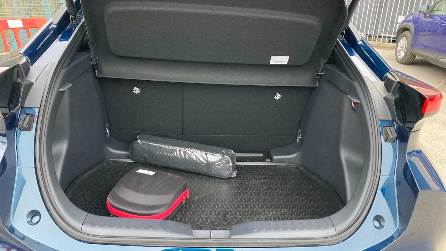 Used Toyota C-HR 2024 for sale - 77983561: Photo 14