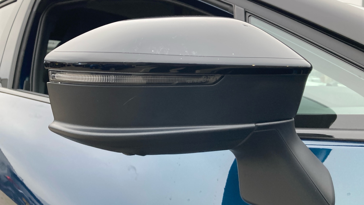 Used Toyota C-HR 2024 for sale - 77983561: Photo 32