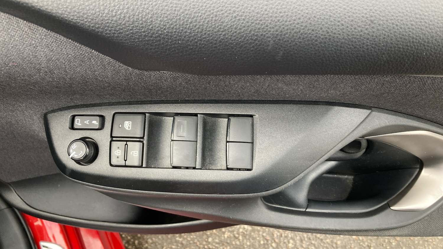 Used Toyota Yaris 2022 for sale - 76427756: Photo 32