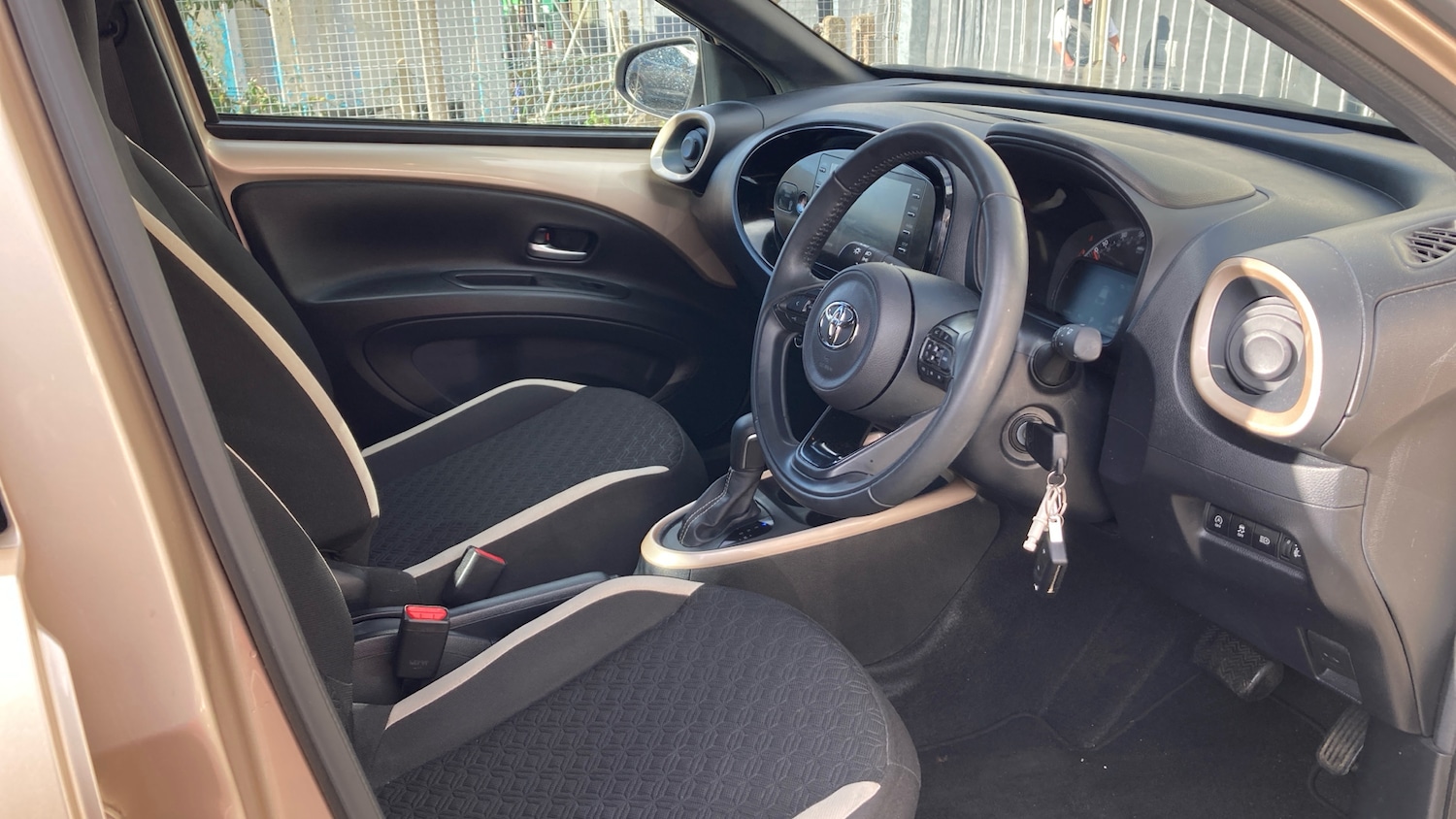 Used Toyota Aygo X 2022 for sale - 76427764: Photo 11