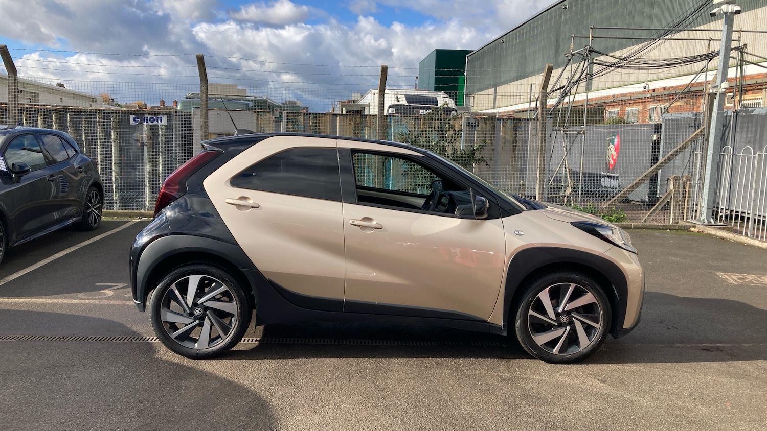 Used Toyota Aygo X 2022 for sale - 76427764: Photo 16