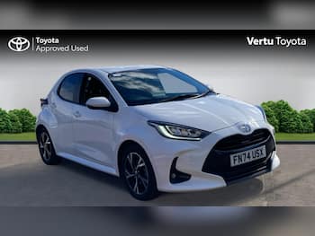 Used Toyota Yaris 2024 for sale - 79706084: Photo