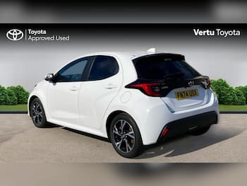 Used Toyota Yaris 2024 for sale - 79706084: Photo
