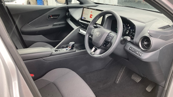 Used Toyota C-HR 2023 for sale - 76184299: Photo 11