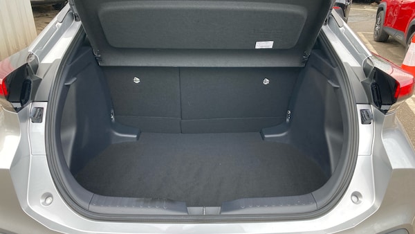 Used Toyota C-HR 2023 for sale - 76184299: Photo 14