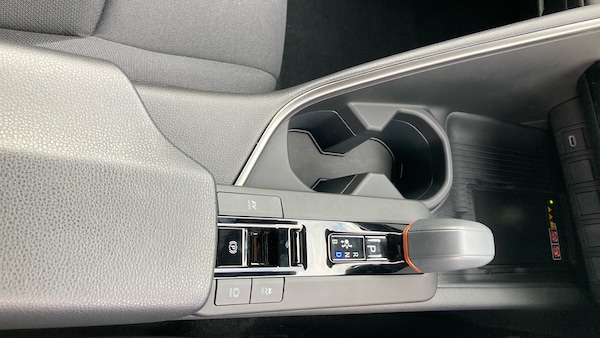 Used Toyota C-HR 2023 for sale - 76184299: Photo 41
