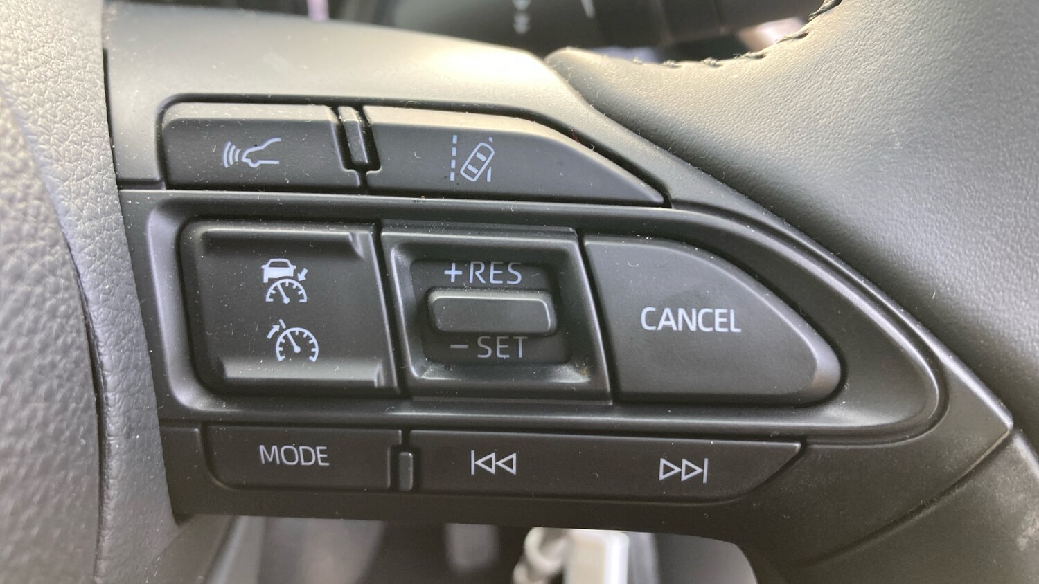 Used Toyota Aygo X 2022 for sale - 78125060: Photo 36