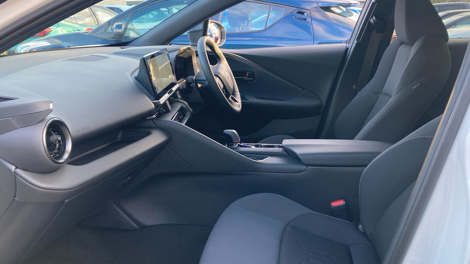 Used Toyota C-HR 2025 for sale - 76694168: Photo 10