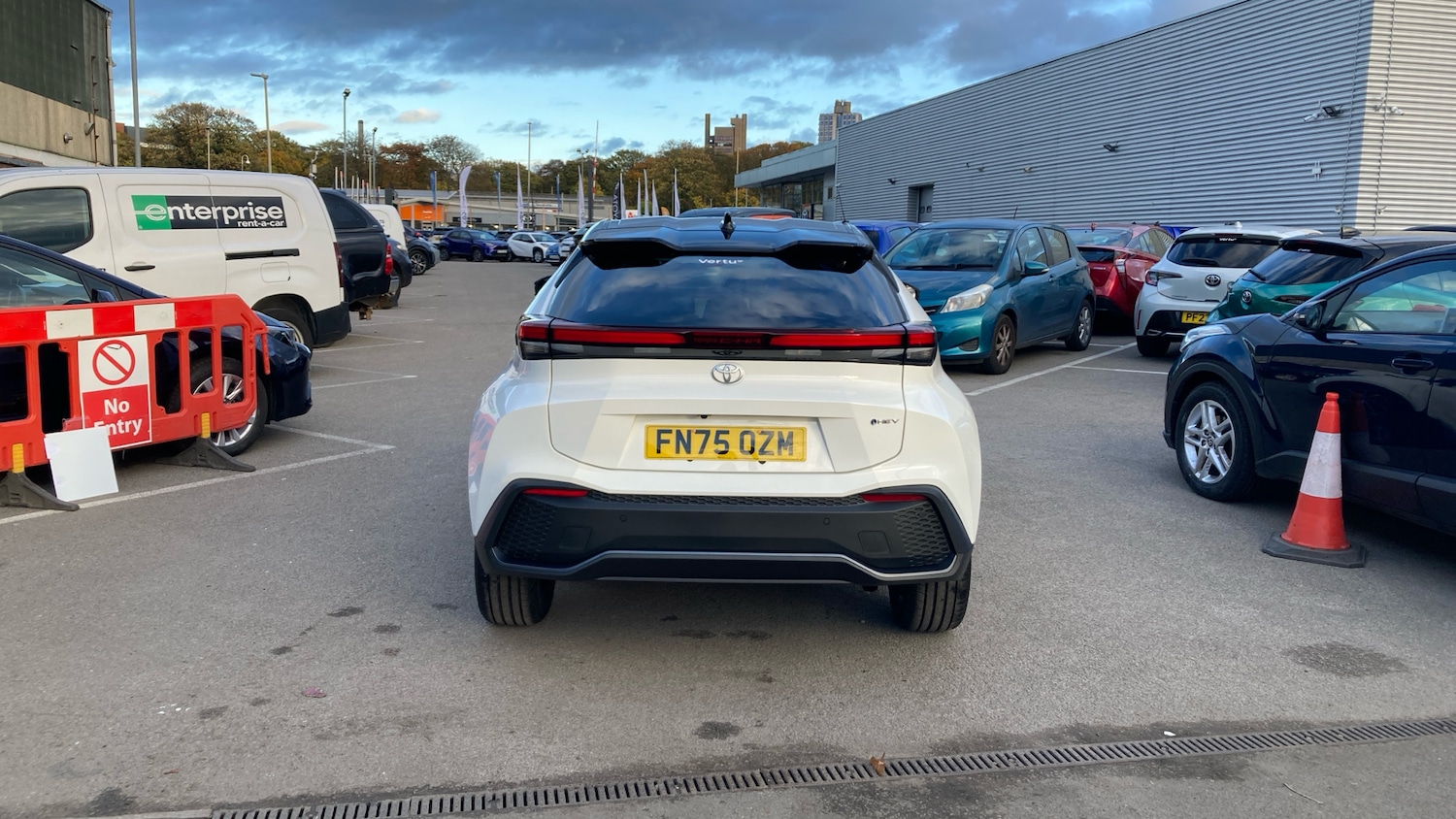 Used Toyota C-HR 2025 for sale - 76694168: Photo 19