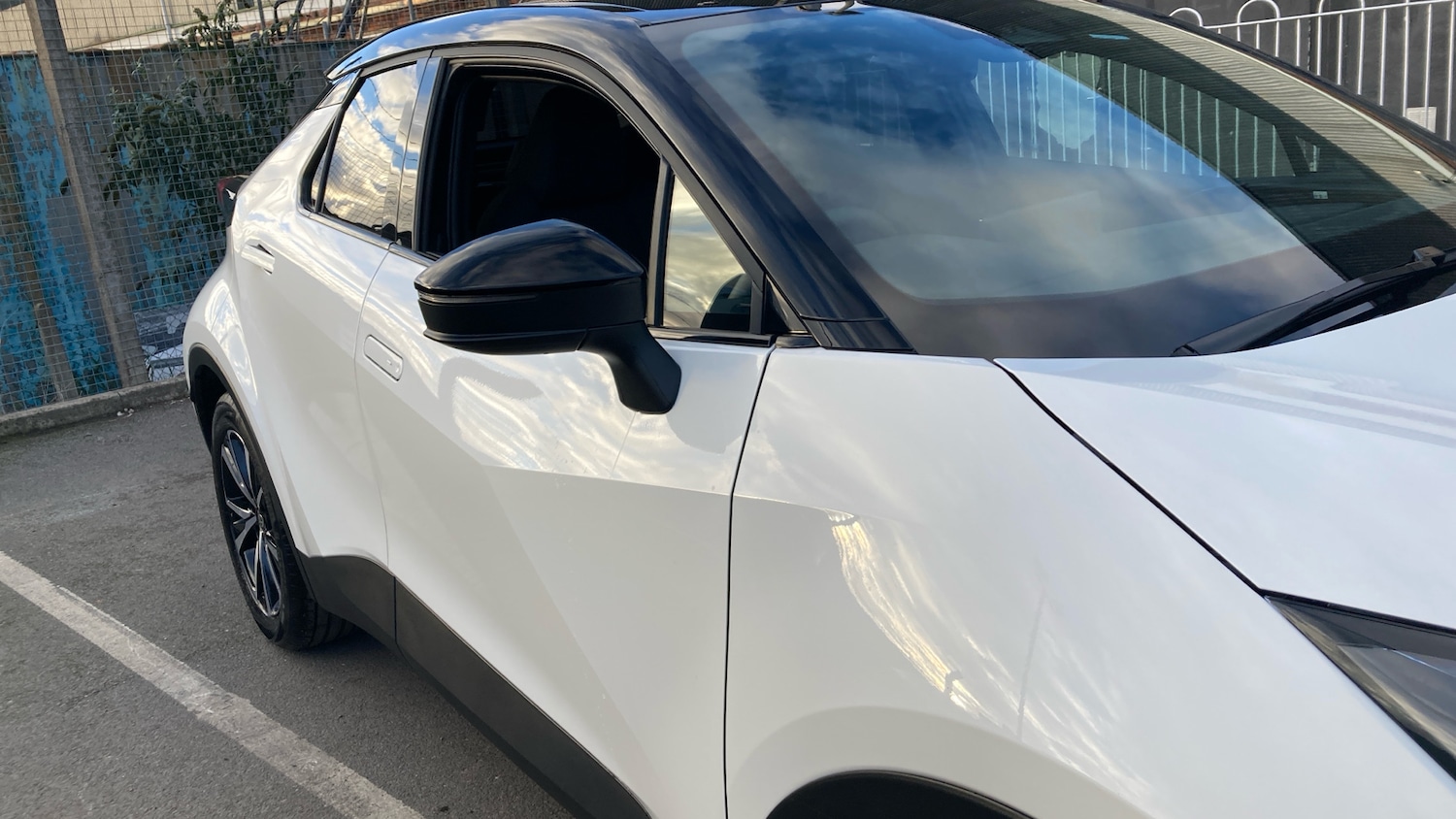 Used Toyota C-HR 2025 for sale - 76694168: Photo 32