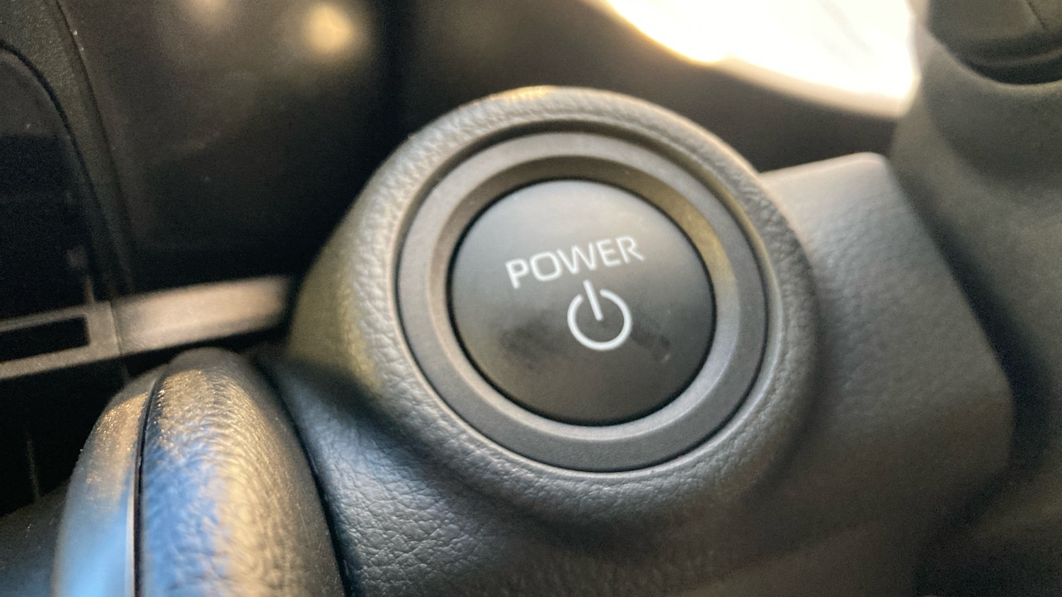 Used Toyota C-HR 2025 for sale - 76694168: Photo 40