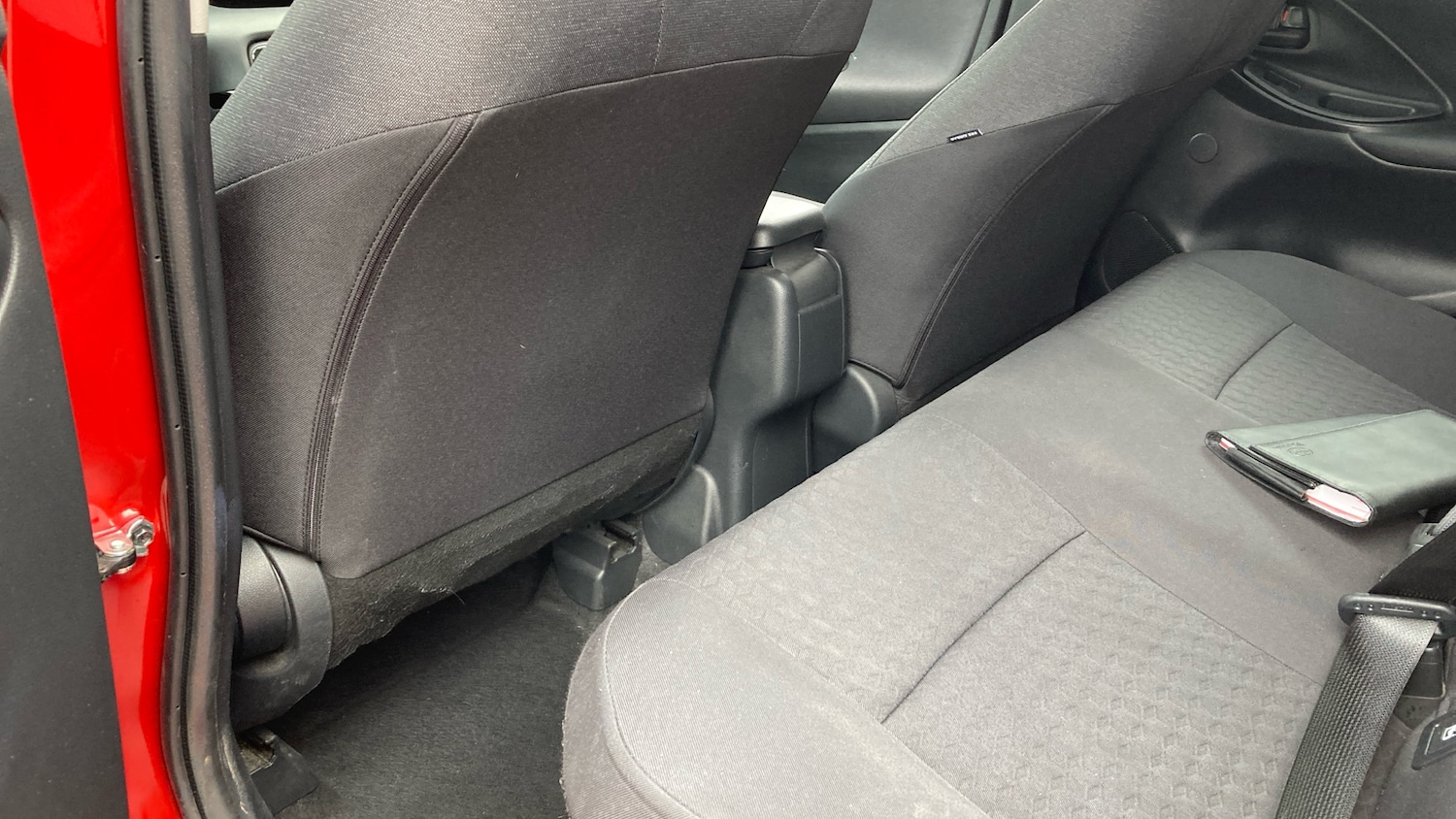 Used Toyota Yaris 2022 for sale - 76040607: Photo 13