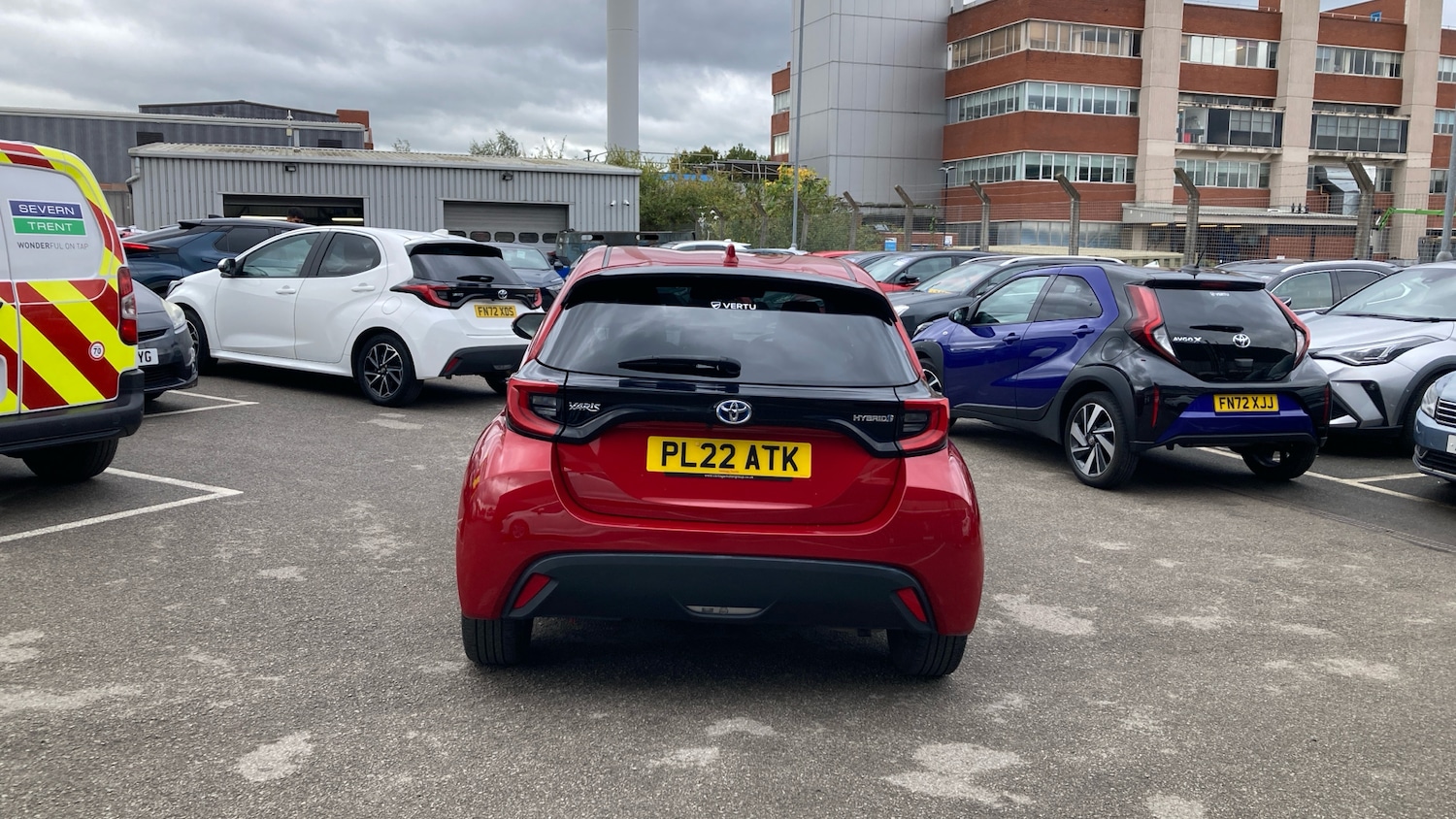Used Toyota Yaris 2022 for sale - 76040607: Photo 19