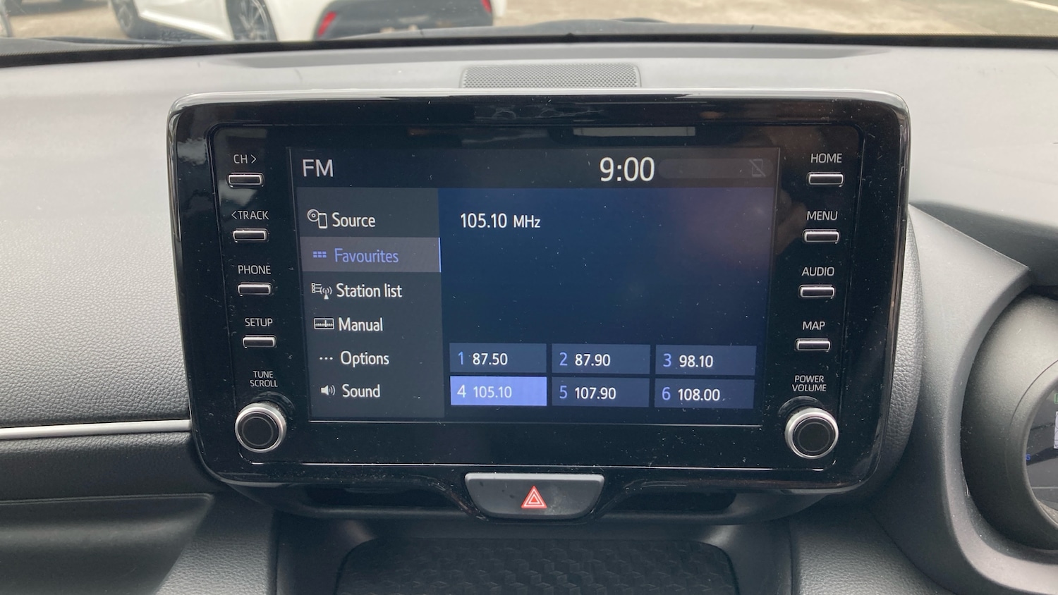 Used Toyota Yaris 2022 for sale - 76040607: Photo 27