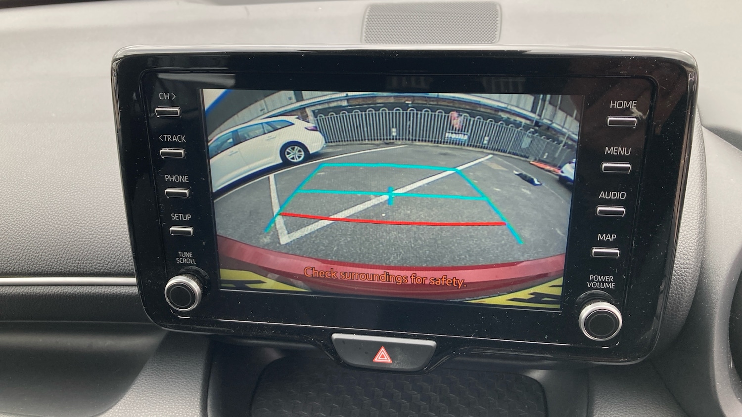 Used Toyota Yaris 2022 for sale - 76040607: Photo 29