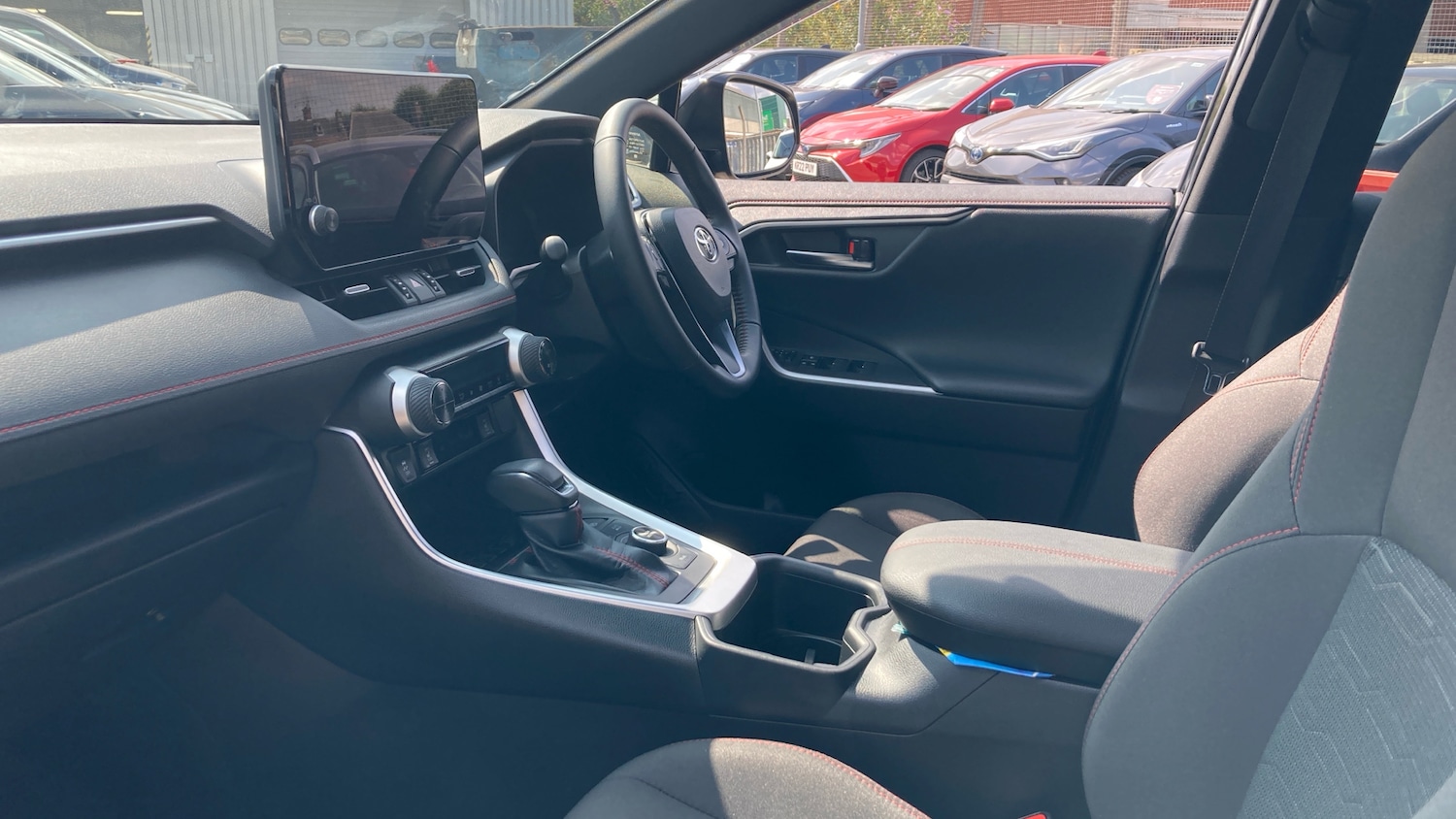 Used Toyota RAV4 2025 for sale - 76694190: Photo 10