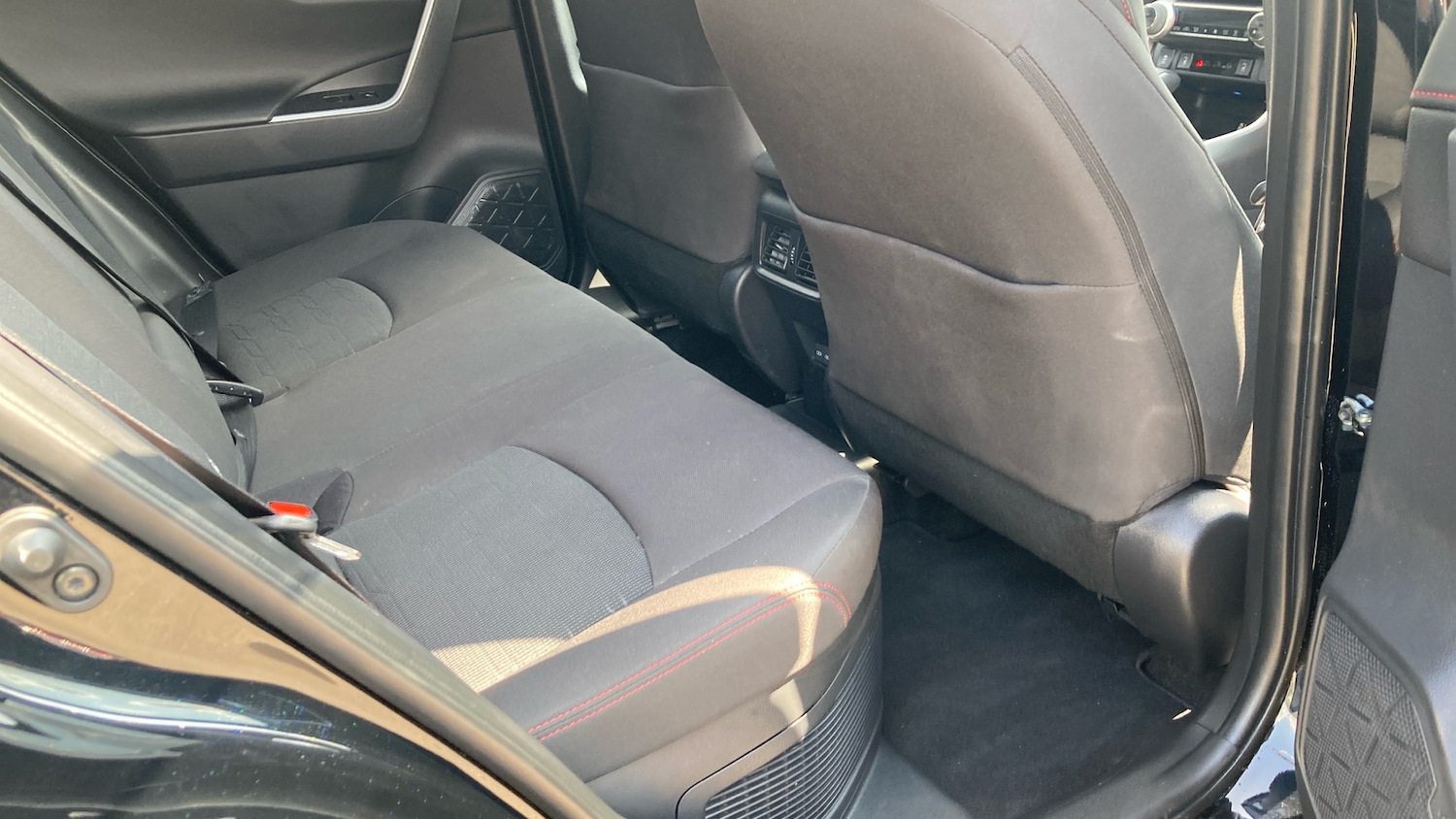 Used Toyota RAV4 2025 for sale - 76694190: Photo 12