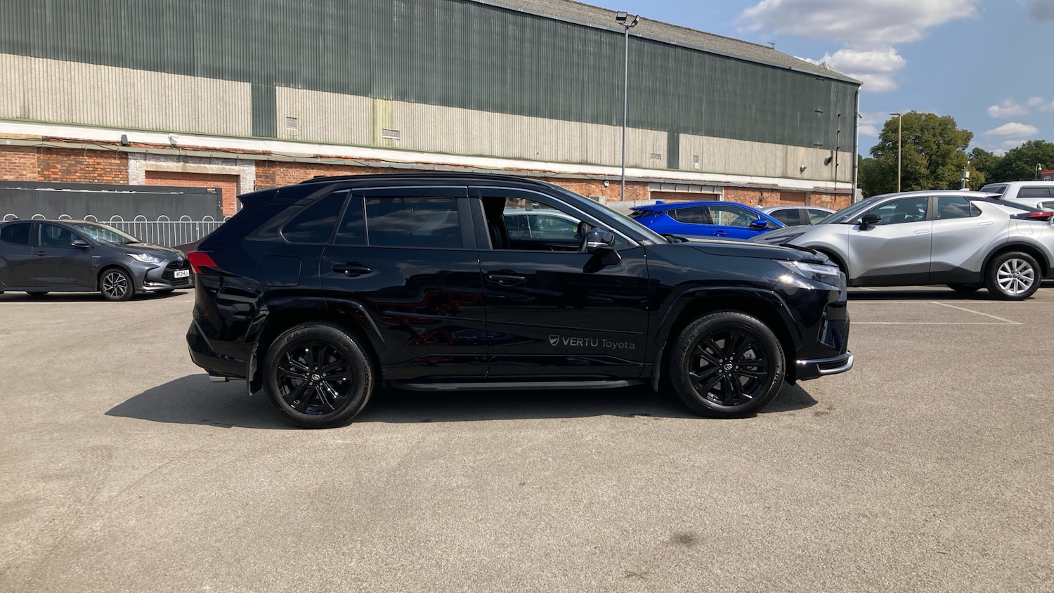 Used Toyota RAV4 2025 for sale - 76694190: Photo 16