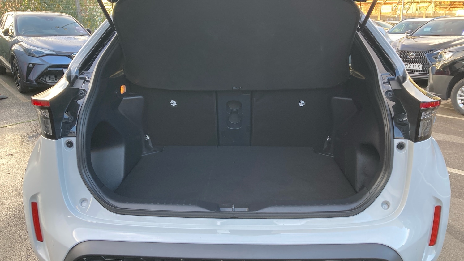 Used Toyota Yaris Cross 2023 for sale - 76554146: Photo 14