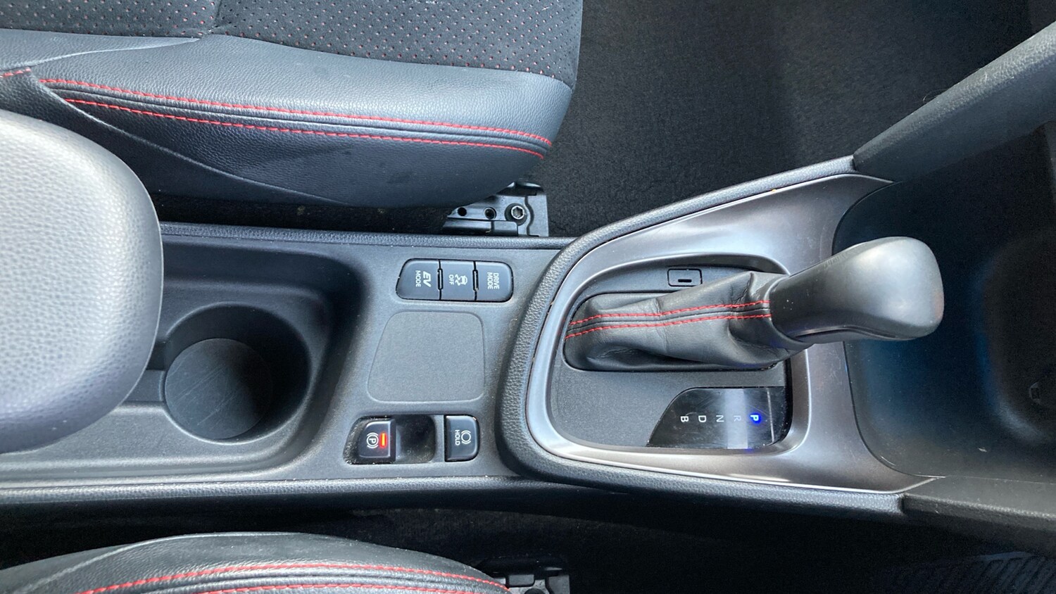 Used Toyota Yaris Cross 2023 for sale - 76554146: Photo 33