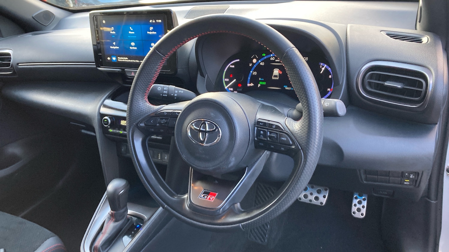 Used Toyota Yaris Cross 2023 for sale - 76554146: Photo 6