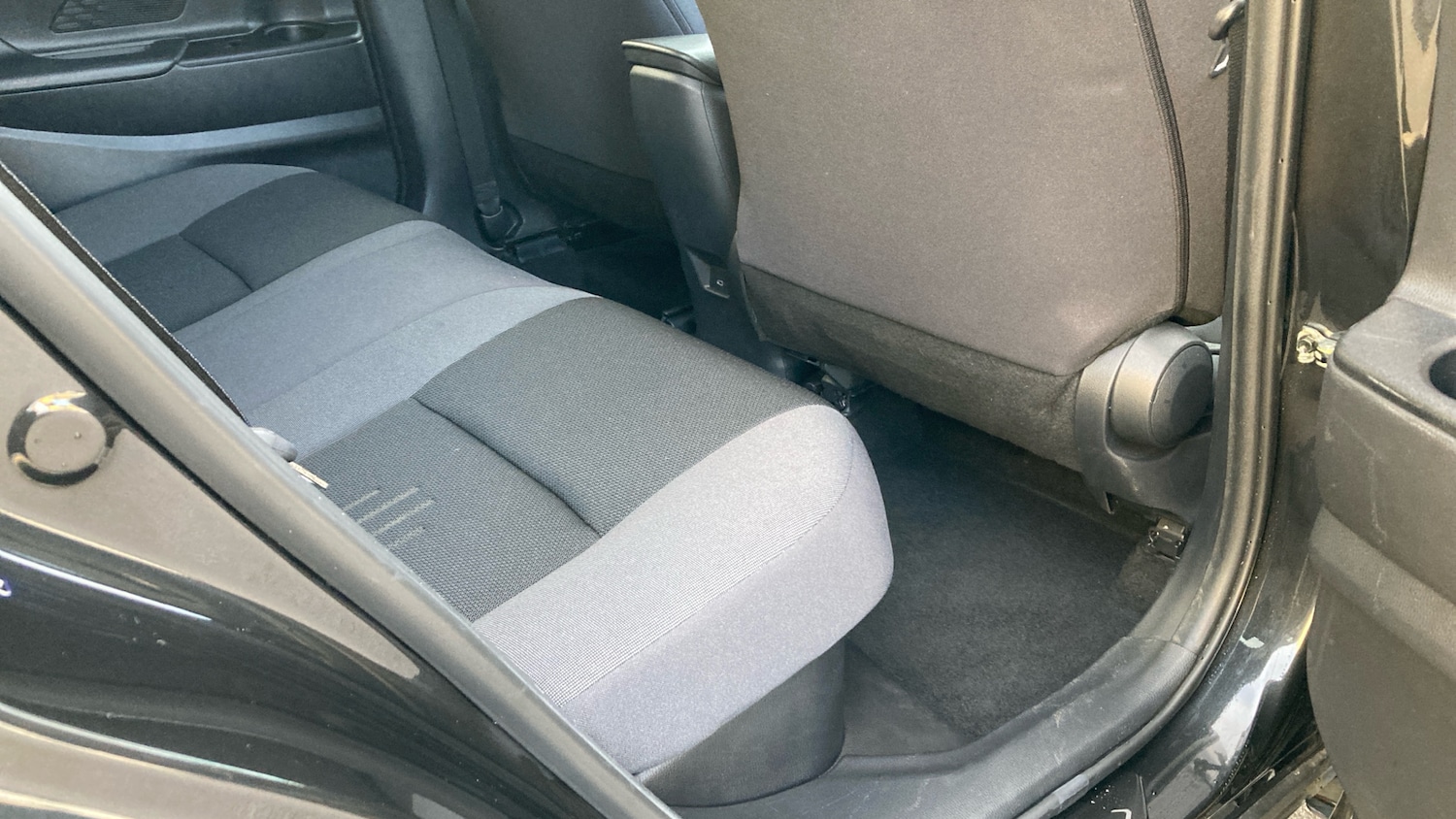 Used Toyota C-HR 2024 for sale - 77085423: Photo 12