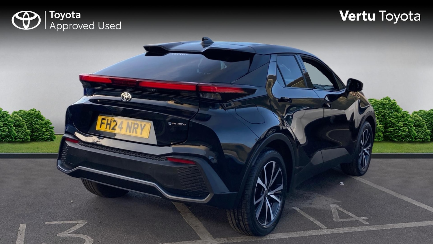 Used Toyota C-HR 2024 for sale - 77085423: Photo 2