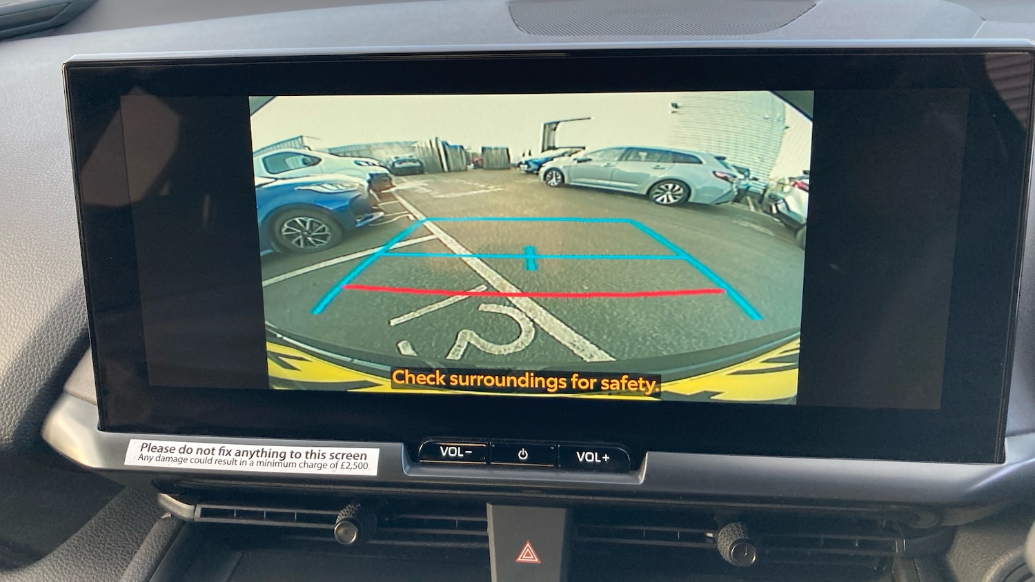 Used Toyota C-HR 2024 for sale - 77085423: Photo 28