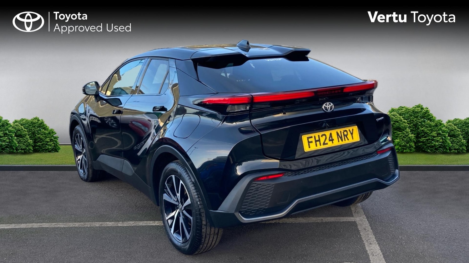 Used Toyota C-HR 2024 for sale - 77085423: Photo 4