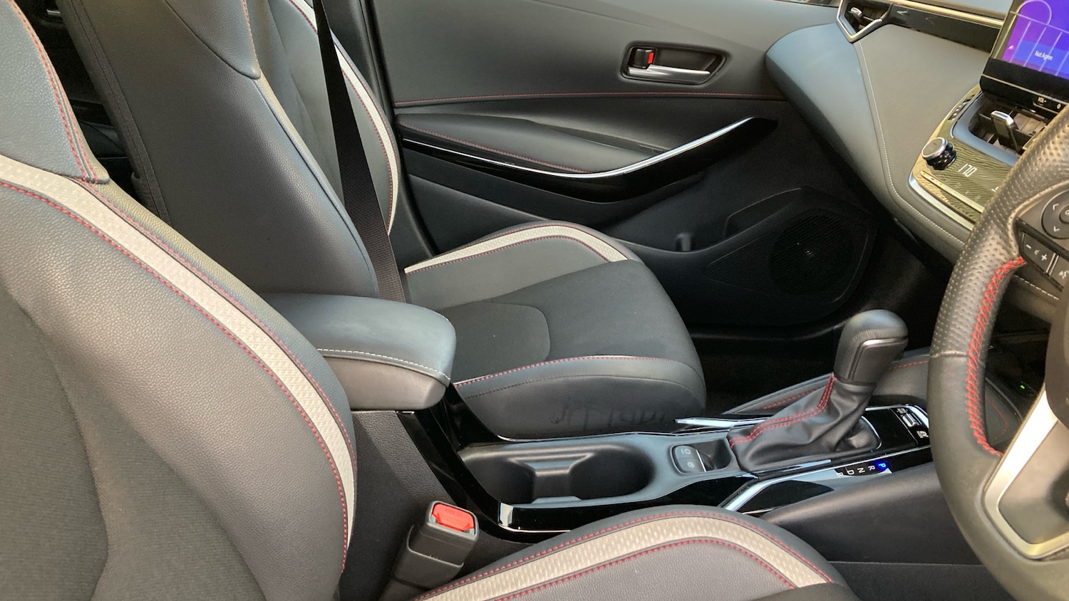 Used Toyota Corolla 2024 for sale - 76366906: Photo 34