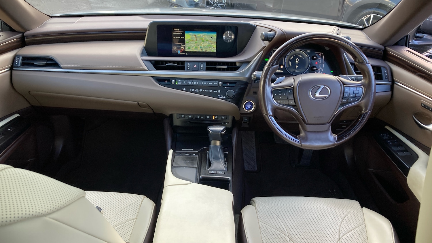 Used Lexus ES 2020 for sale - 76891965: Photo 5