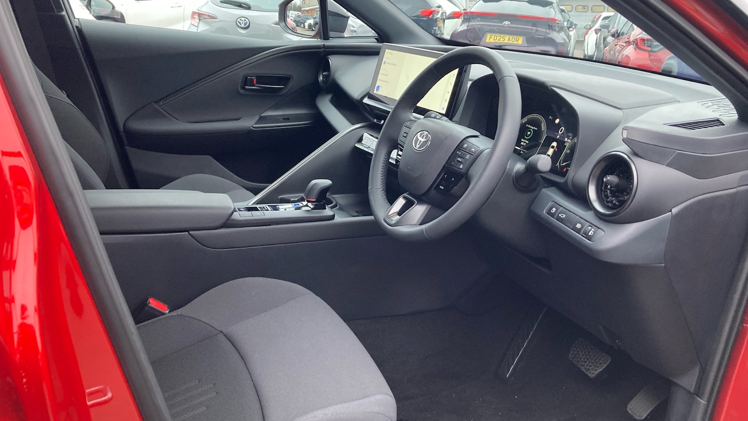 Used Toyota C-HR 2025 for sale - 76583188: Photo 11