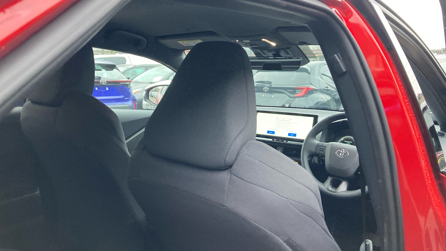 Used Toyota C-HR 2025 for sale - 76583188: Photo 20