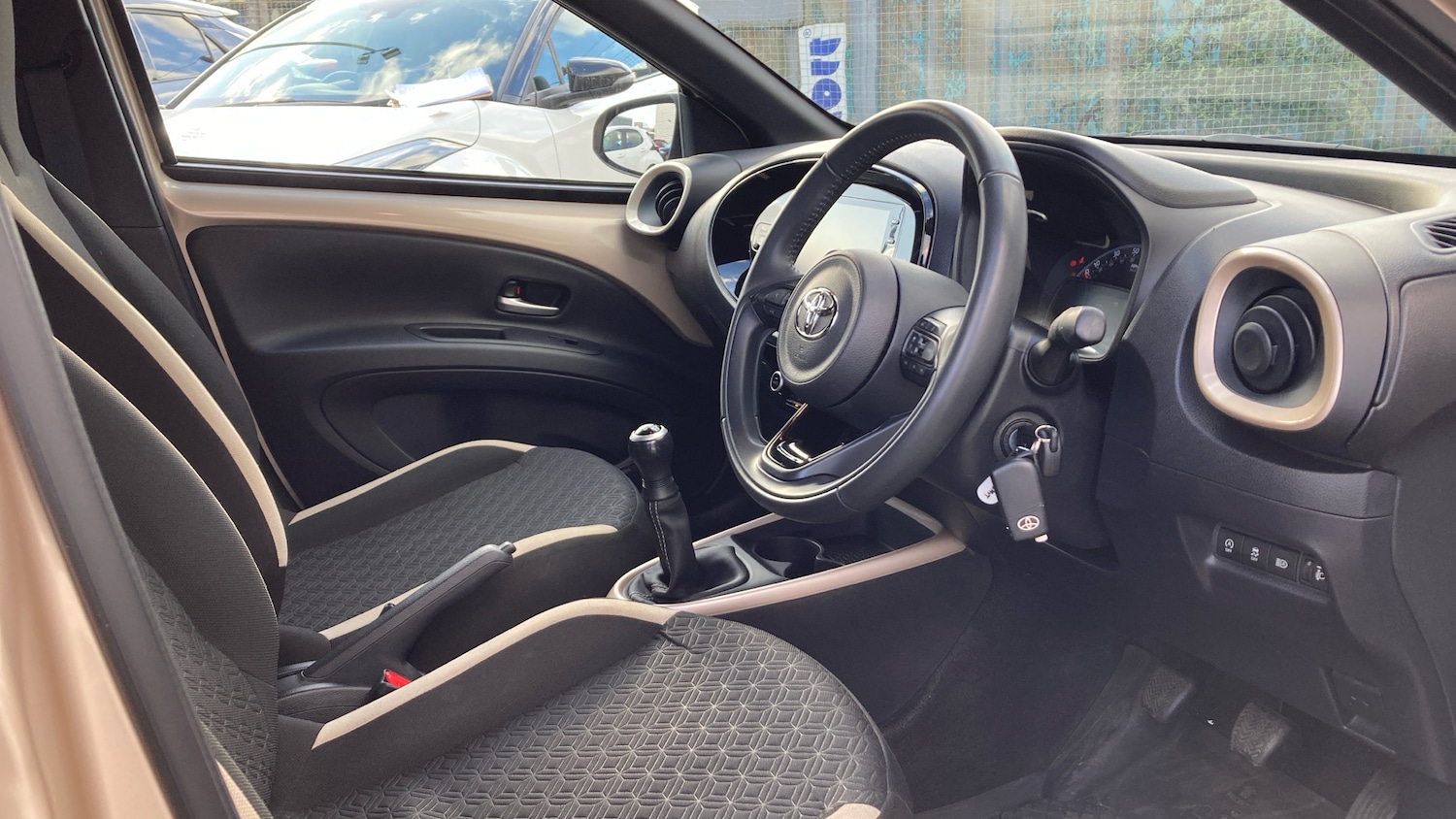 Used Toyota Aygo X 2023 for sale - 78038551: Photo 11