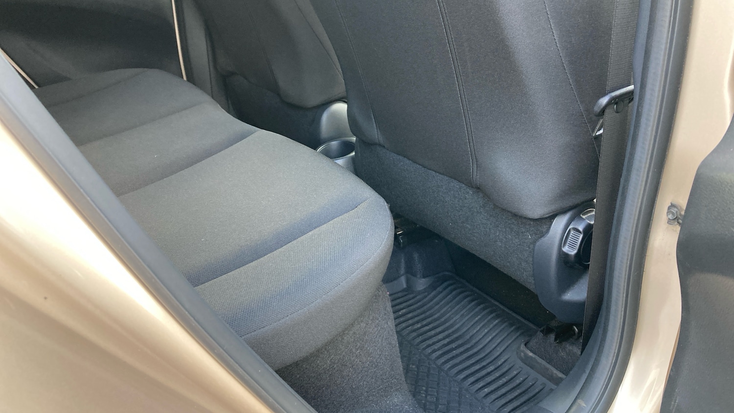 Used Toyota Aygo X 2023 for sale - 78038551: Photo 12