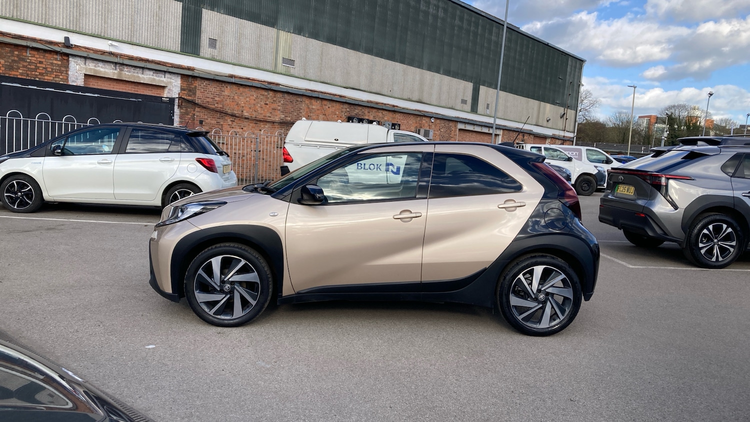 Used Toyota Aygo X 2023 for sale - 78038551: Photo 17