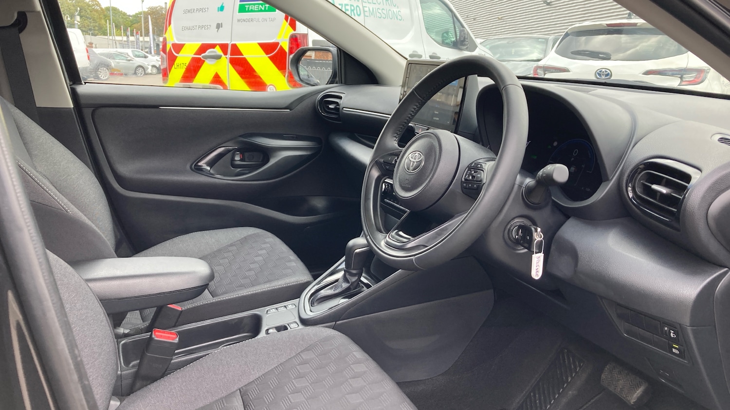 Used Toyota Yaris 2025 for sale - 77025240: Photo 11