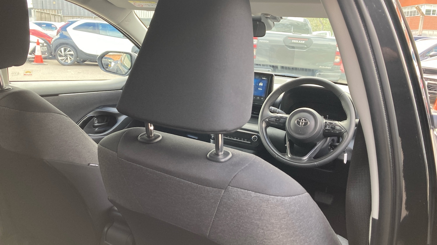 Used Toyota Yaris 2025 for sale - 77025240: Photo 20