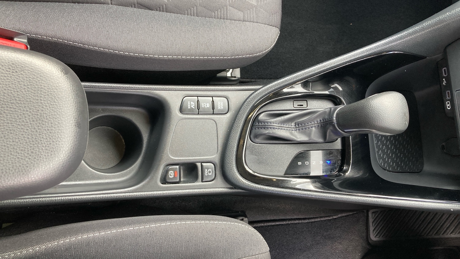 Used Toyota Yaris 2025 for sale - 77025240: Photo 37