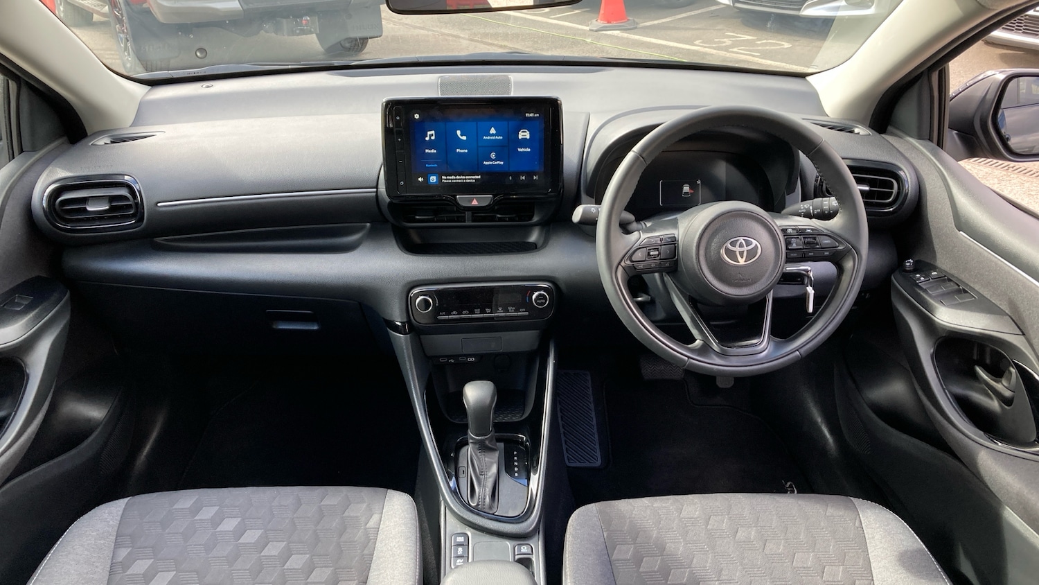 Used Toyota Yaris 2025 for sale - 77025240: Photo 5