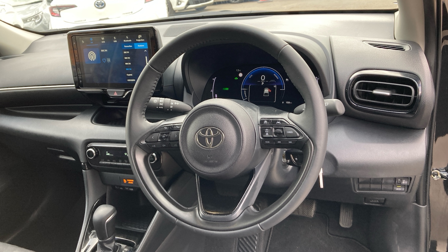 Used Toyota Yaris 2025 for sale - 77025240: Photo 6