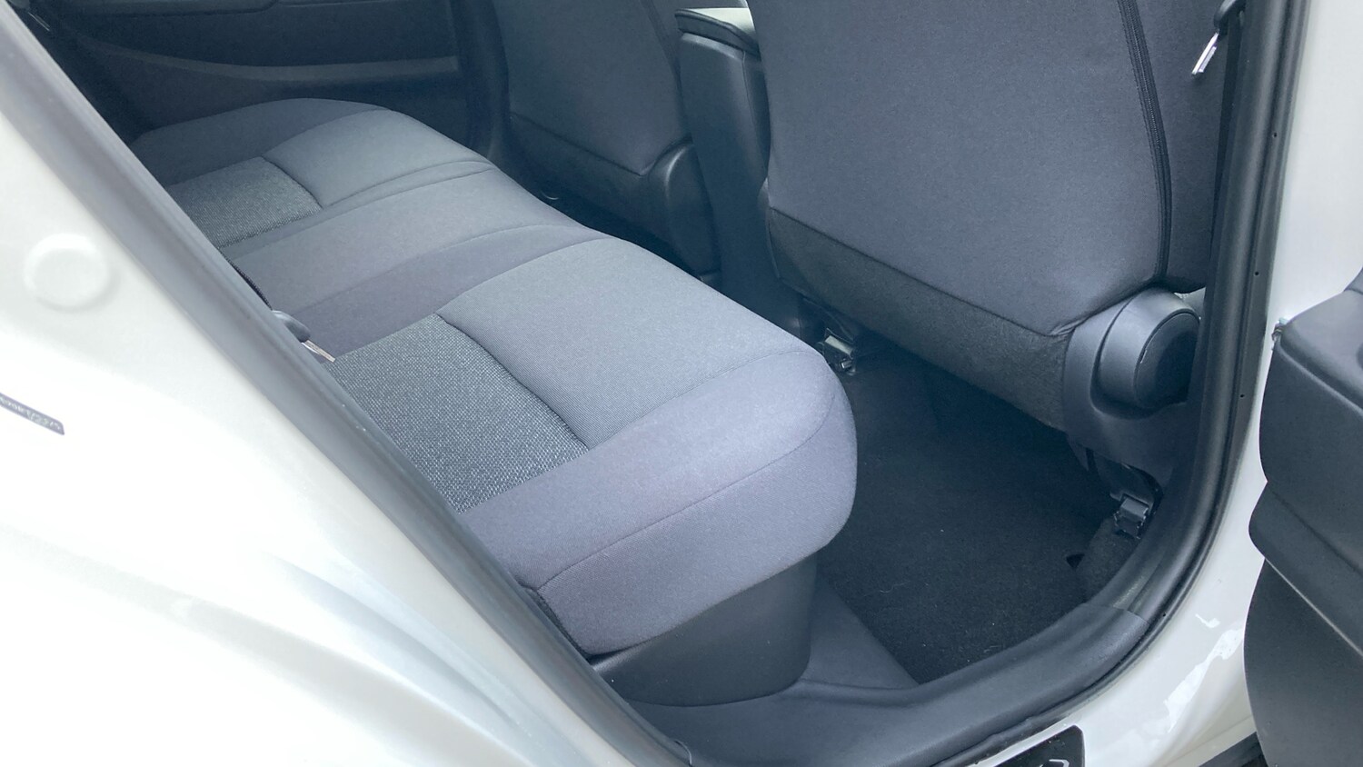 Used Toyota C-HR 2025 for sale - 78223185: Photo 12