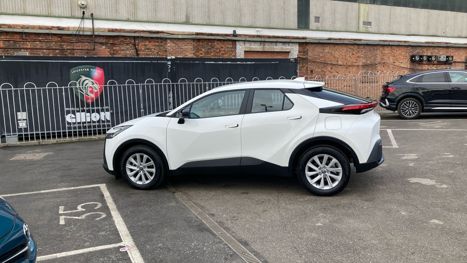 Used Toyota C-HR 2025 for sale - 78223185: Photo 17