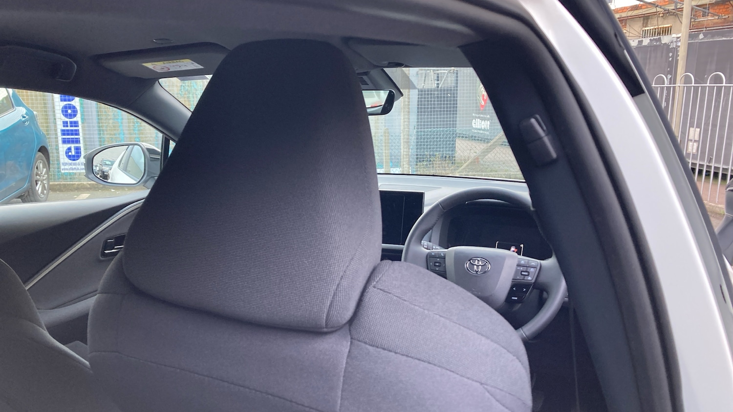 Used Toyota C-HR 2025 for sale - 78223185: Photo 20