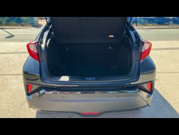 Used Toyota C-HR 2017 for sale - 74939028: Photo